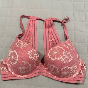 Victoria’s Secret pink 34C